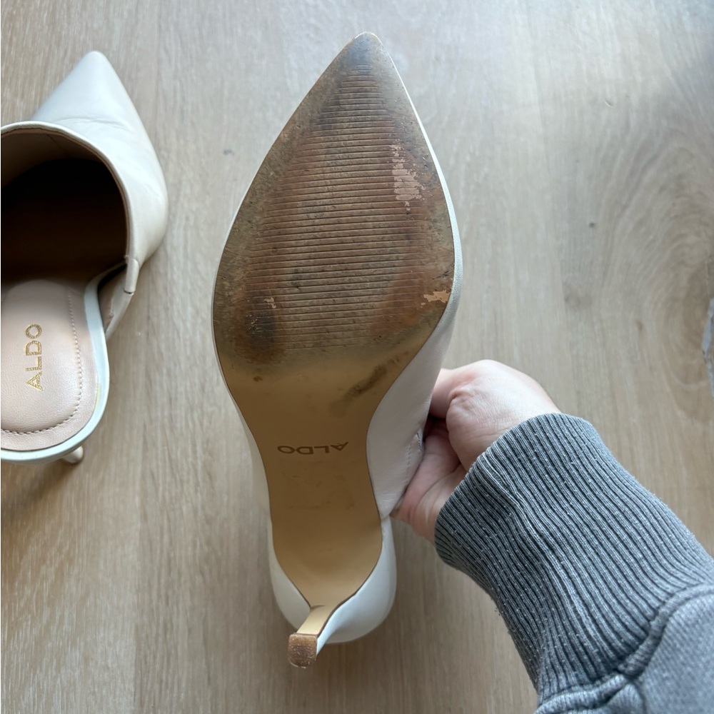 Aldo White Pointed Toe Heels - Picture 4 of 5